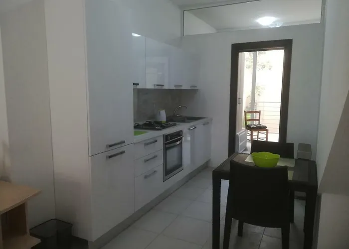 And Cosy Close To Seafront *