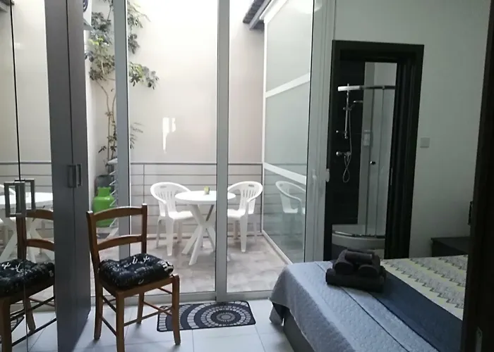 And Cosy Close To Seafront * Sliema