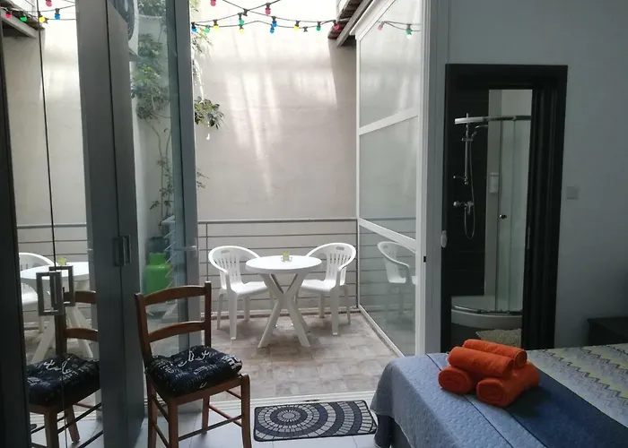 And Cosy Close To Seafront Appartamento